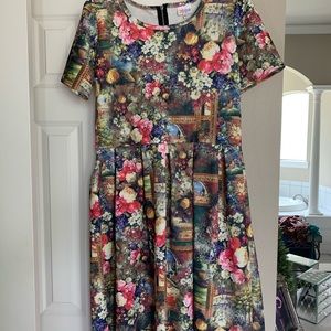 Lularoe Amelia